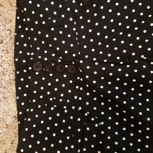 Black and White Polka Dot Capri Pants - Picture 2 of 4